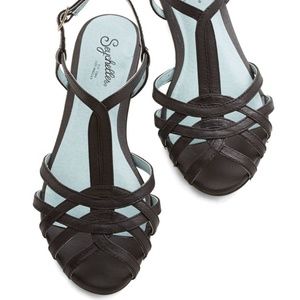 Seychelles • Can't Trust Myself Sandal, Black, 8.5